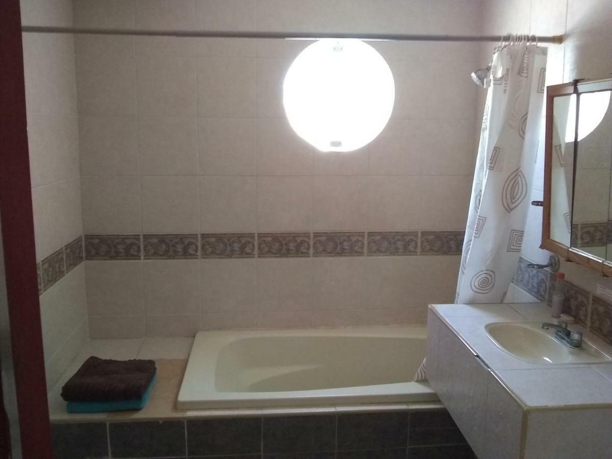 Yucatan Vista Inn Guest House เมริดา ภายนอก รูปภาพ