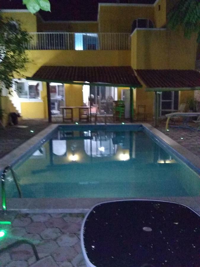 Yucatan Vista Inn Guest House เมริดา ภายนอก รูปภาพ
