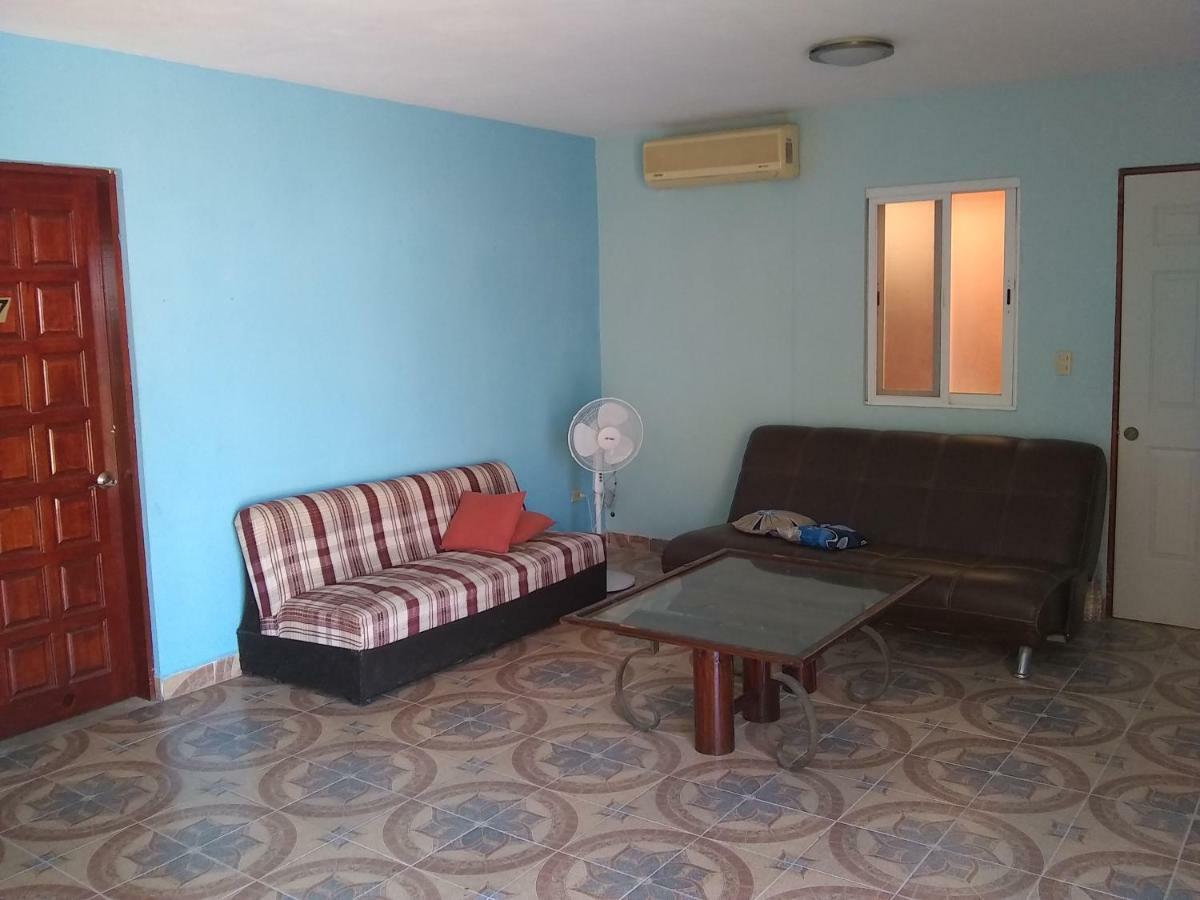 Yucatan Vista Inn Guest House เมริดา ภายนอก รูปภาพ